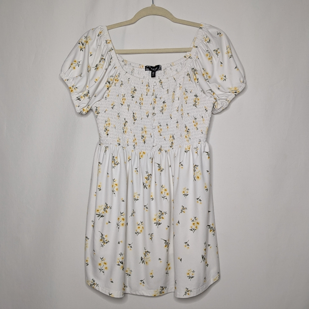 Derek Heart Womens Floral White Coquette Milkmaid  Puff Sleeve Top 1X